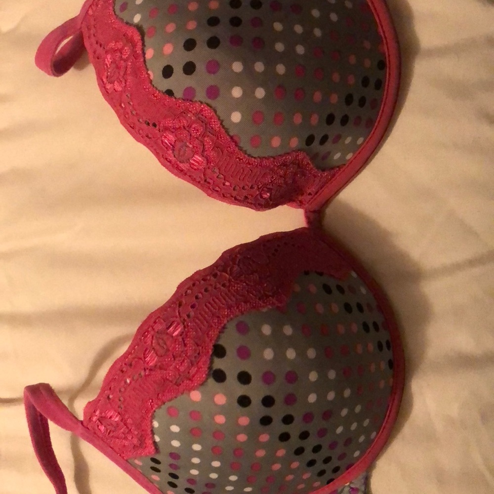 Multi brand bra lot size 34 C - Picture 3 of 8